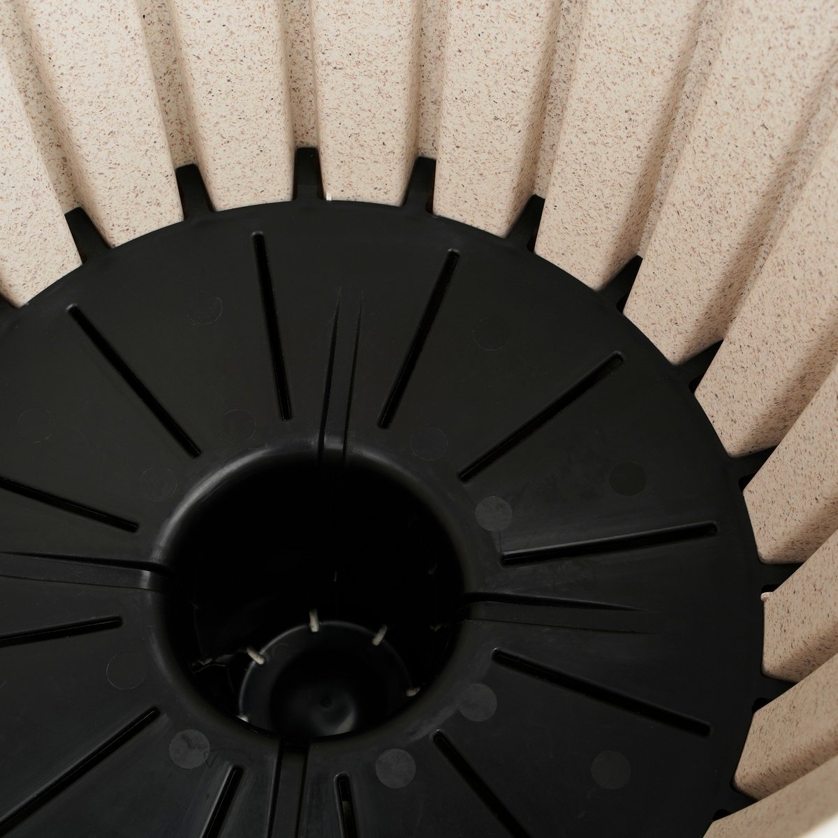 Lungo Bloempot - H36 x Ø30 cm - Polypropyleen - FSC Mix - Off White - Afbeelding 4